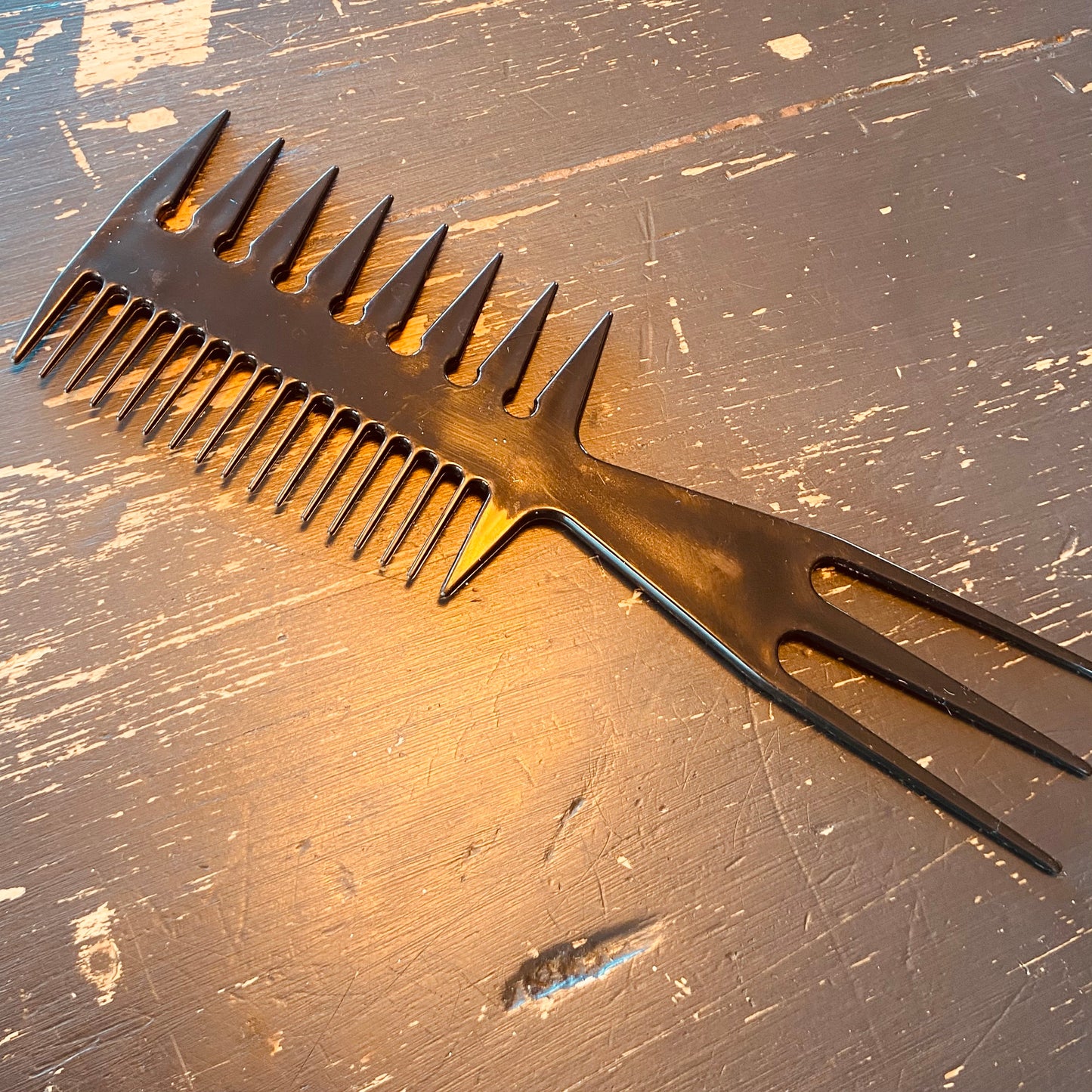 Packing and Styling Comb