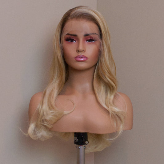 Lifestyle Icon - Tyche Blonde Luxe