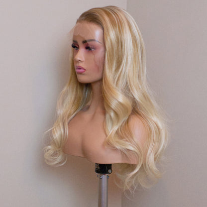 Lifestyle Icon - Tyche Blonde Luxe