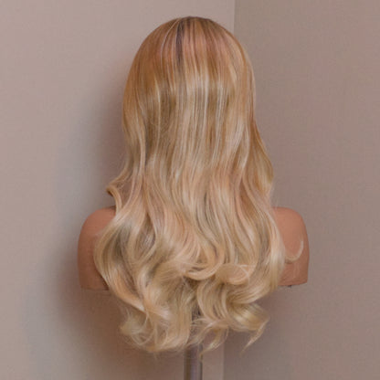 Lifestyle Icon - Tyche Blonde Luxe