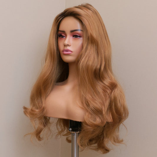 Glamour Kitten - Cedar Caramel Couture (Rooted)