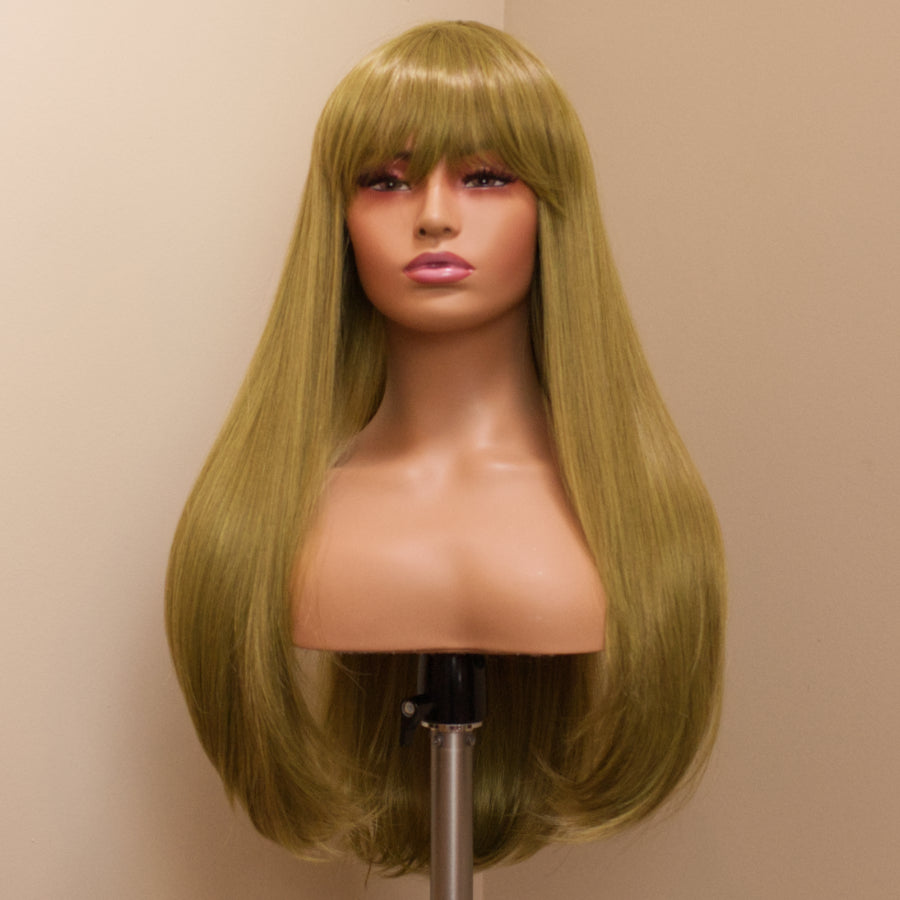 Madam Bang - Fashionista Anastasia Olive