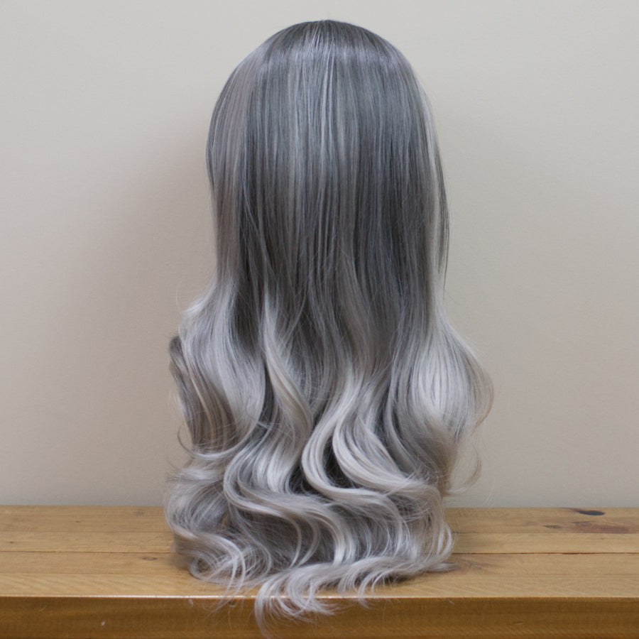 Lifestyle Icon - Nyx Silver Luxe