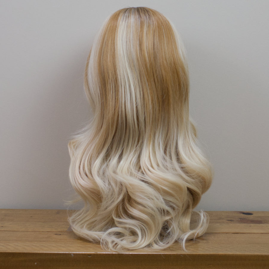 Lifestyle Icon - Tyche Blonde Luxe