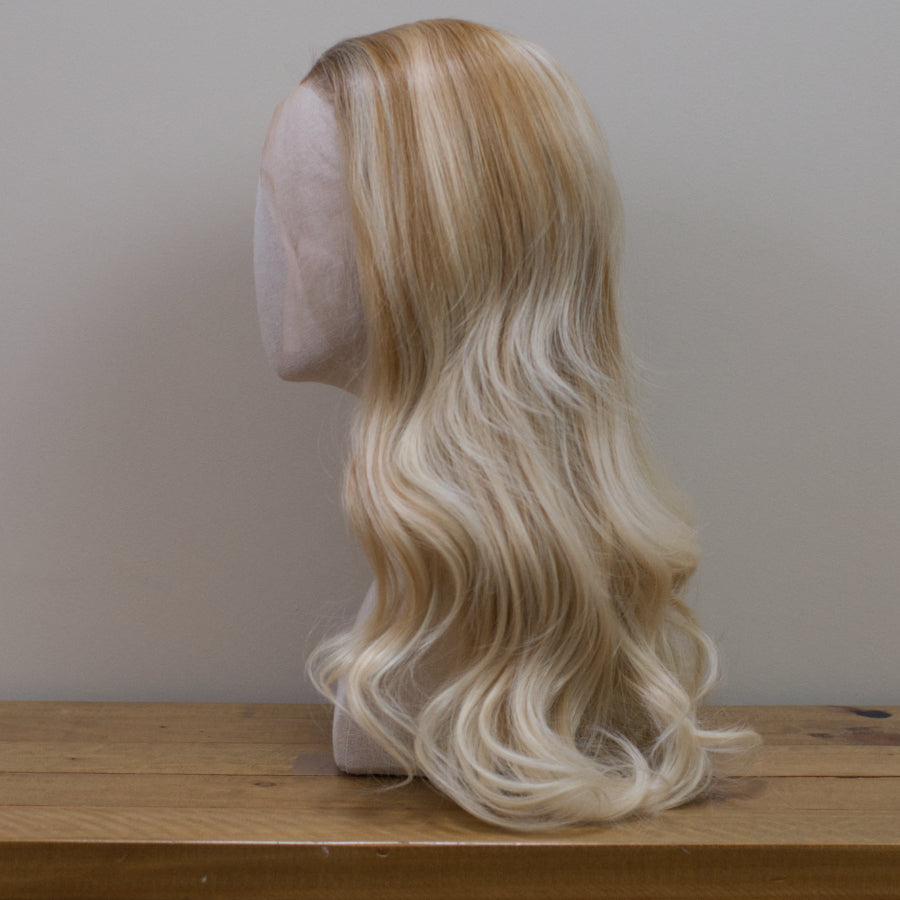 Lifestyle Icon - Tyche Blonde Luxe