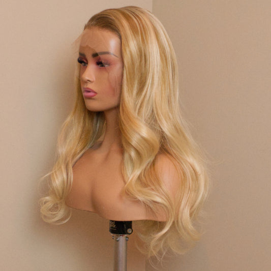 Lifestyle Icon - Tyche Blonde Luxe